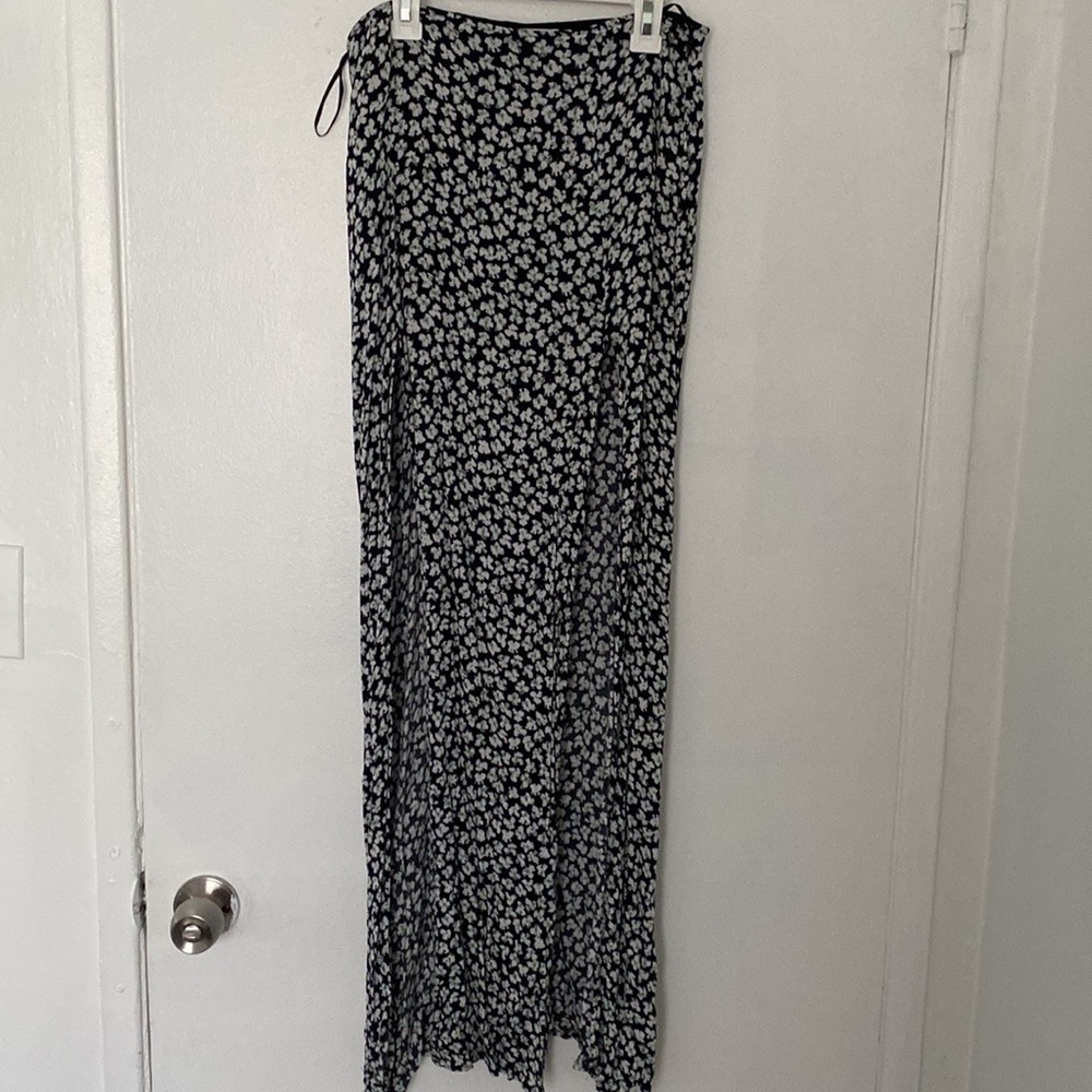 Navy white floral maxi skirt with double leg slit